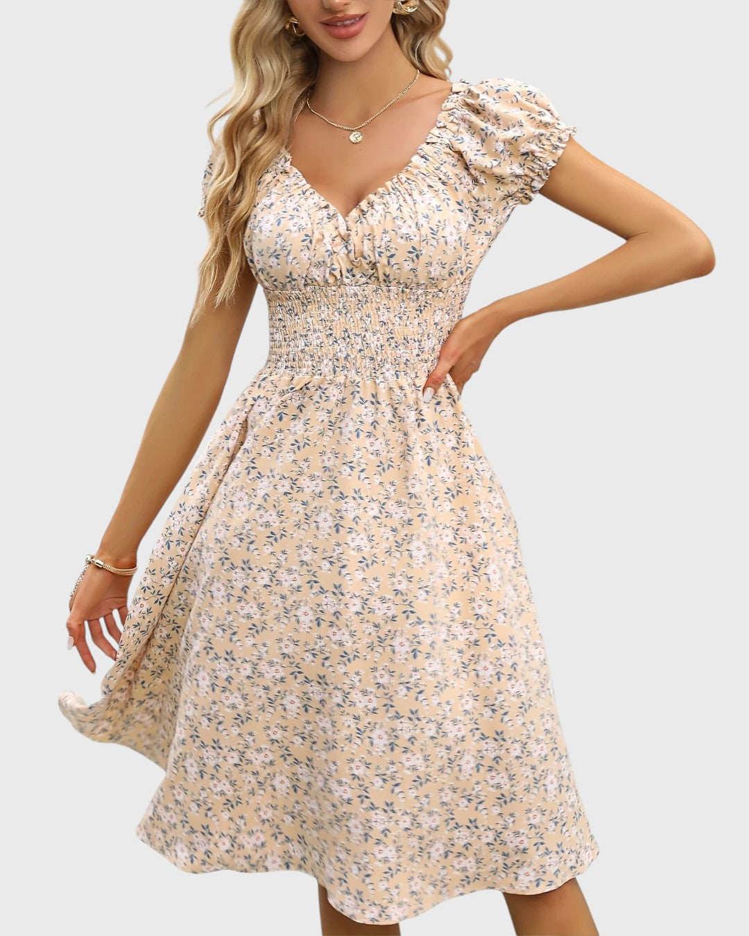 Aurore robe midi fleurie à manches bouffantes et décolleté en V