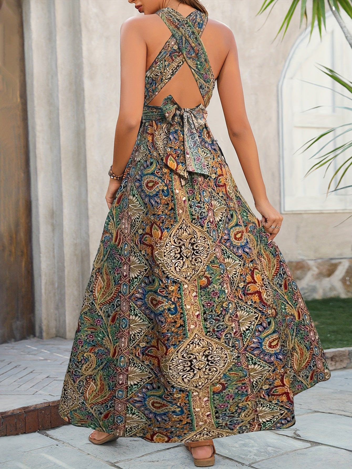 Sierra robe dos nu imprimée à fente et col croisé