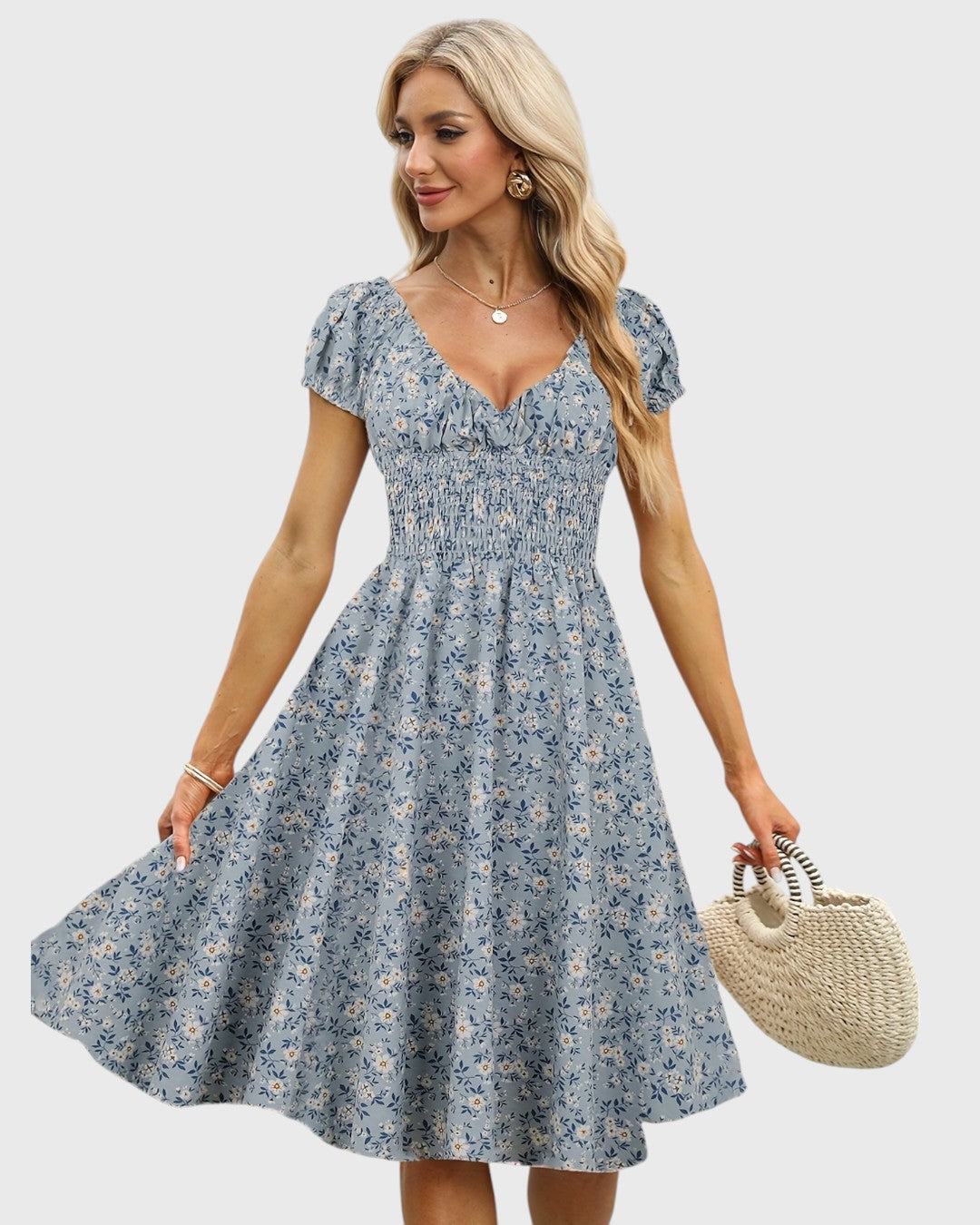 Aurore robe midi fleurie à manches bouffantes et décolleté en V