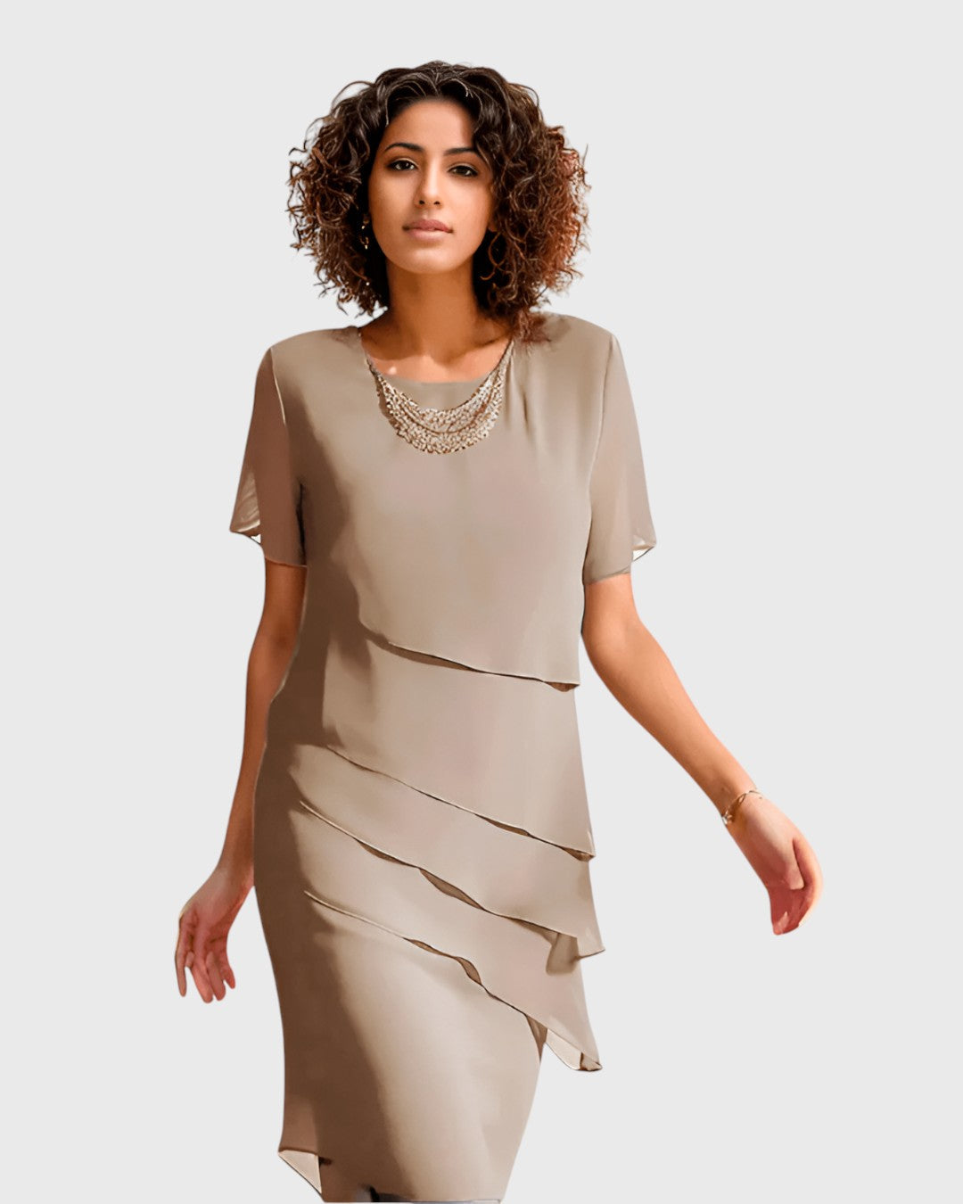 Sylviane robe mi-longue élégante à superpositions