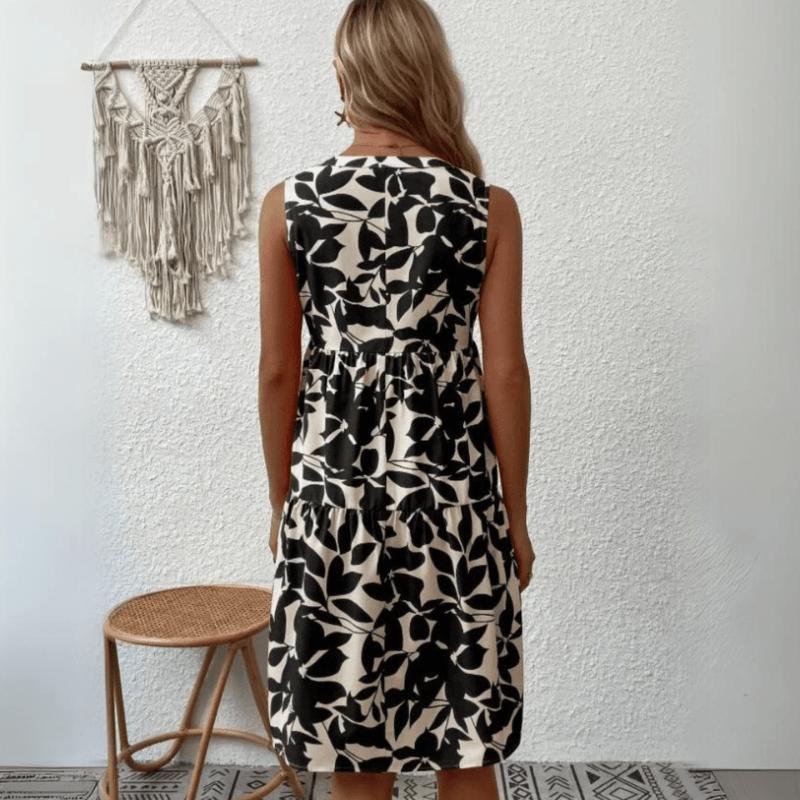 Nora robe trapèze mi-longue sans manches
