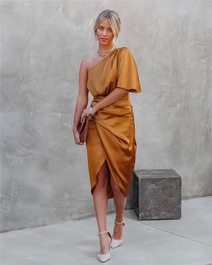 Noémie robe élégante à une manche